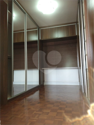 Foto REO1114866