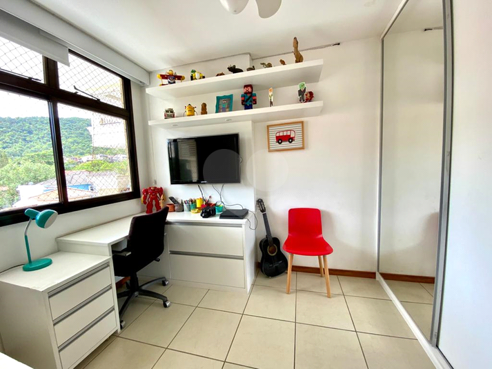 Foto REO1114870