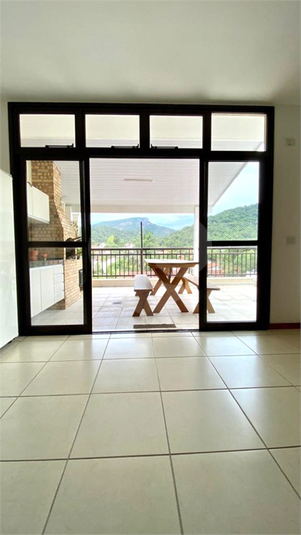 Foto REO1114870