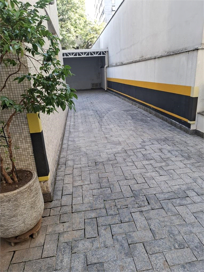 Foto REO1114875