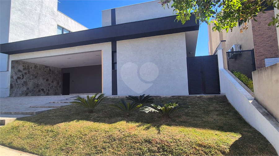 Foto REO1114878