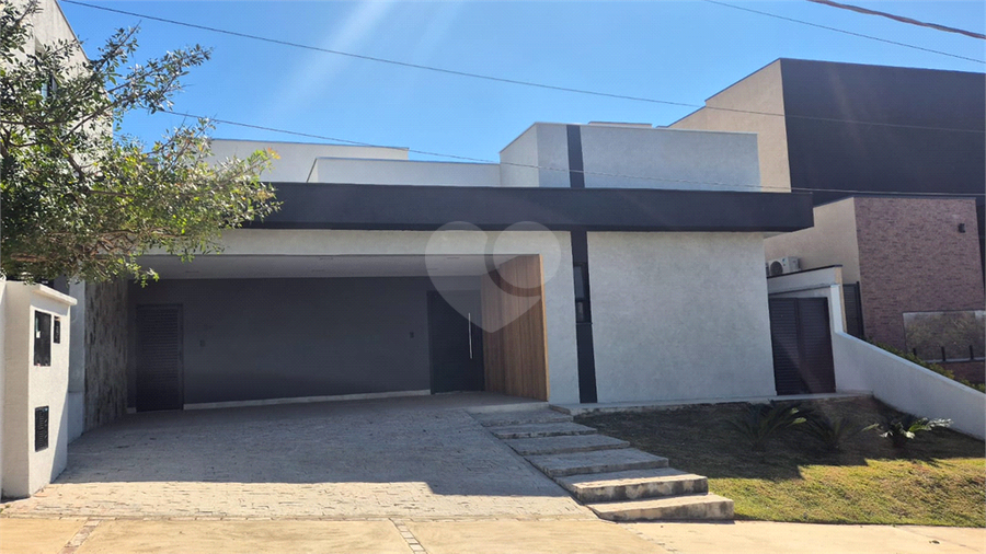 Foto REO1114878