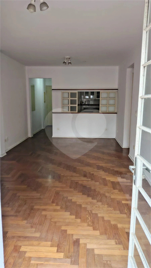 Foto REO1114881