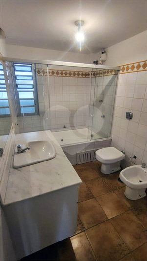 Foto REO1114881