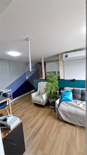 Foto REO1114887