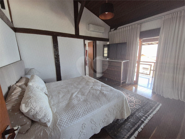 Foto REO1114888