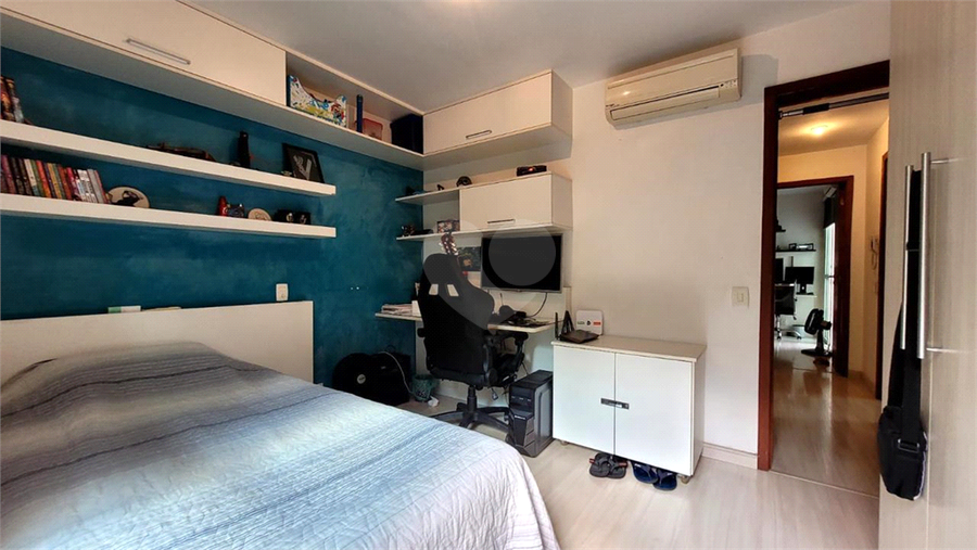 Foto REO1114891