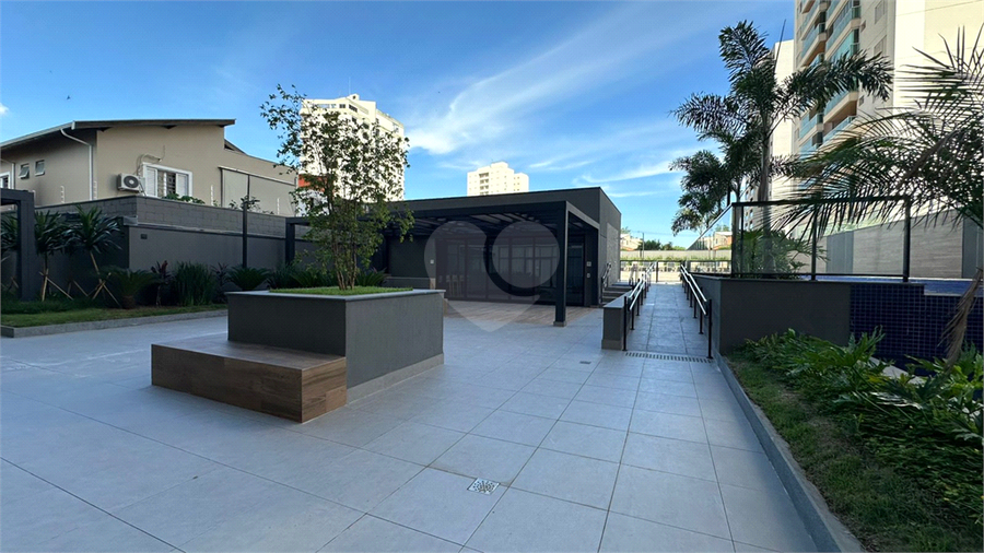 Foto REO1114899