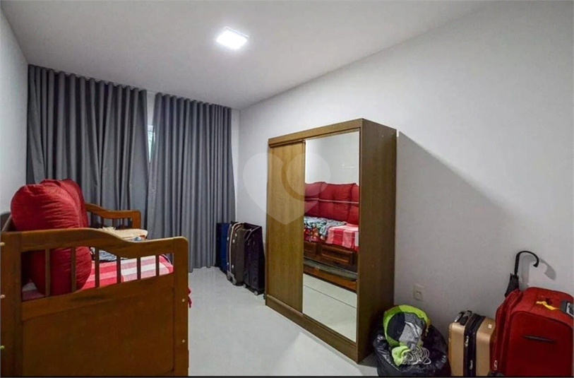 Foto REO1114900