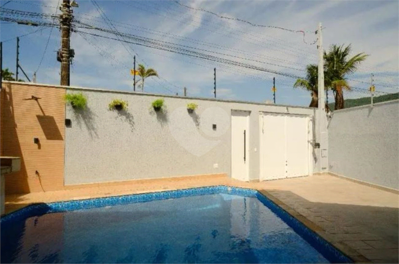 Foto REO1114918