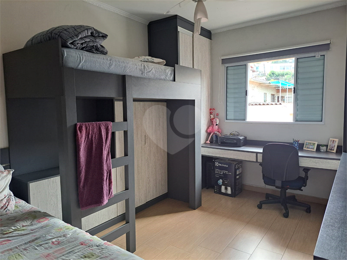 Foto REO1114923