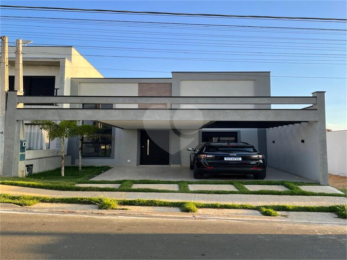 Foto REO1114924