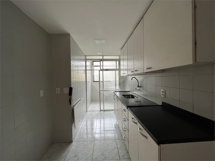 Foto REO1114936