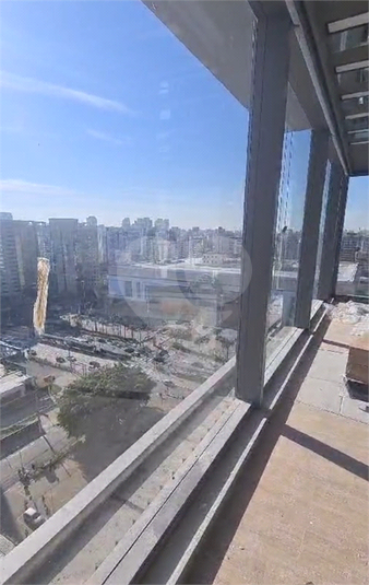 Foto REO1114938