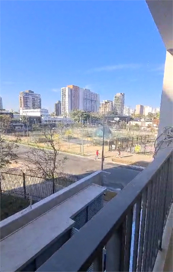 Foto REO1114938