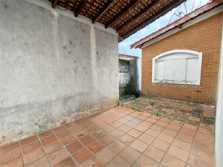 Foto REO1114949
