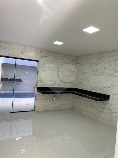 Foto REO1114969