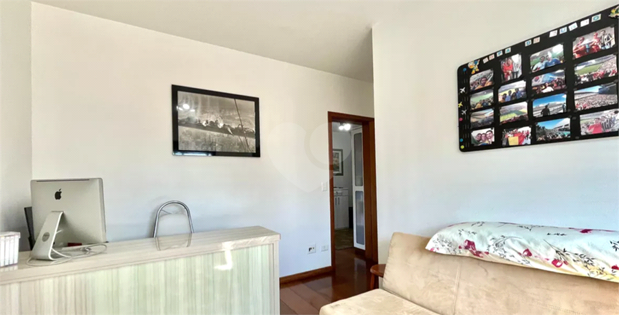 Foto REO1114984