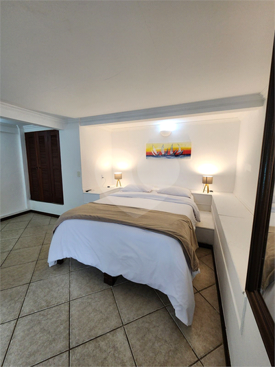 Foto REO1114987