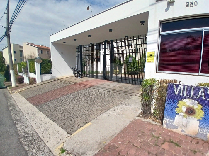 Foto REO1114992