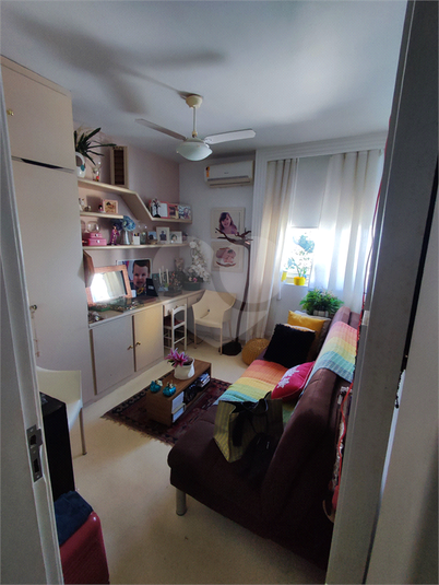 Foto REO1115004