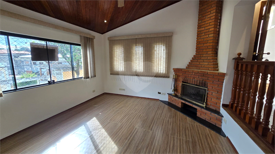 Foto REO1115013