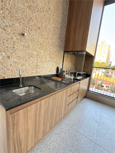 Foto REO1115016