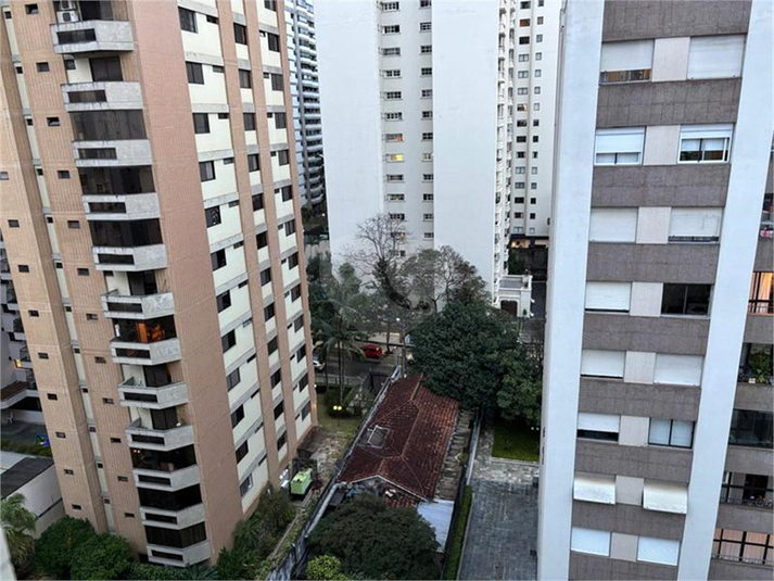 Foto REO1115017