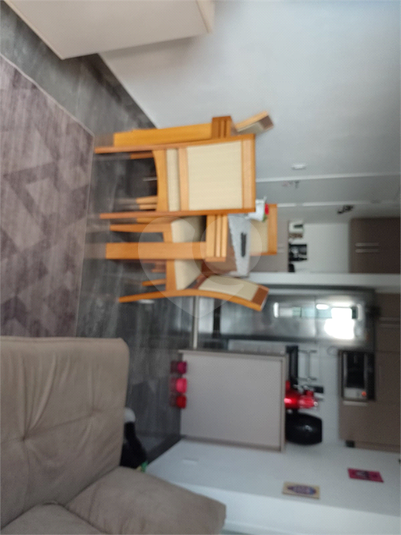 Foto REO1115018