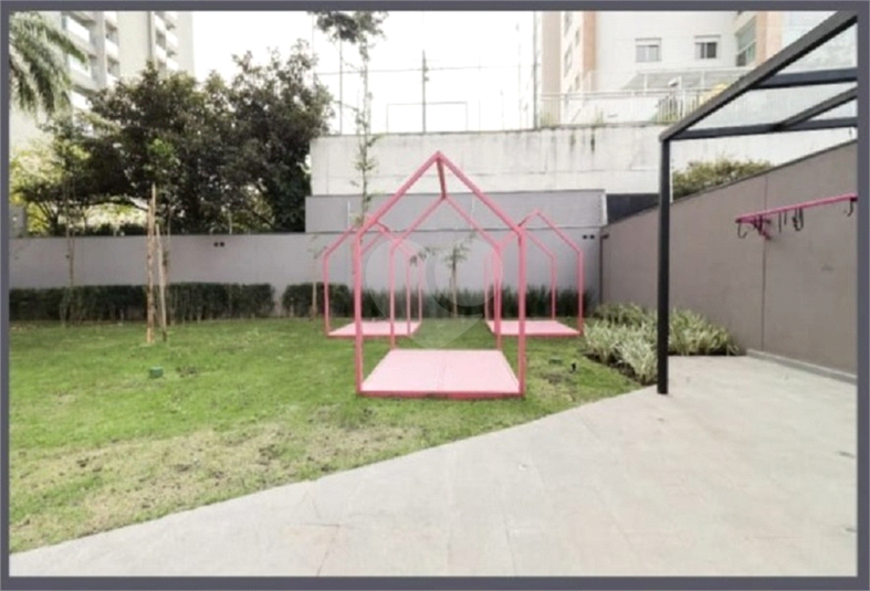 Foto REO1115029