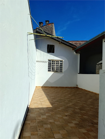 Foto REO1115037