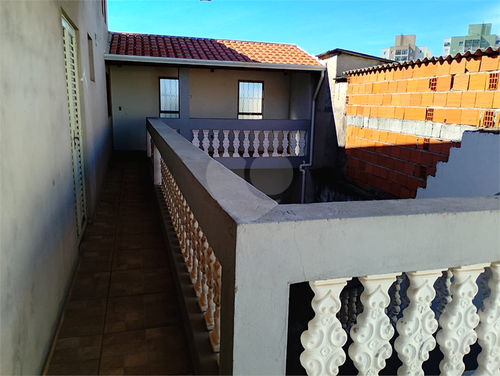 Foto REO1115037