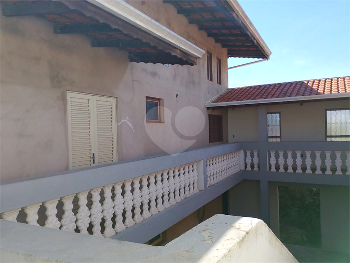 Foto REO1115037