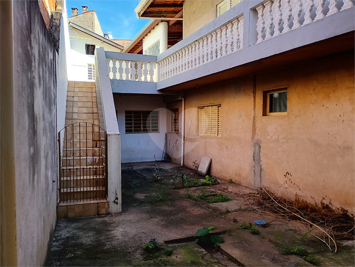 Foto REO1115037