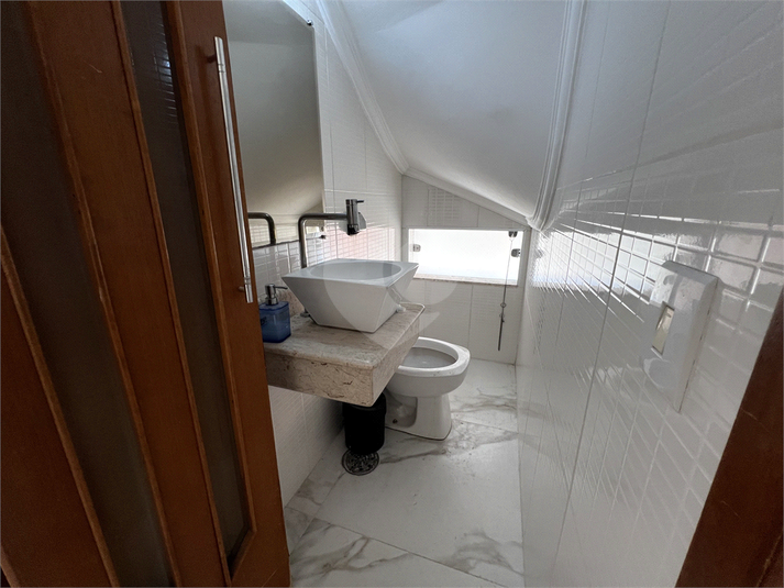 Foto REO1115046