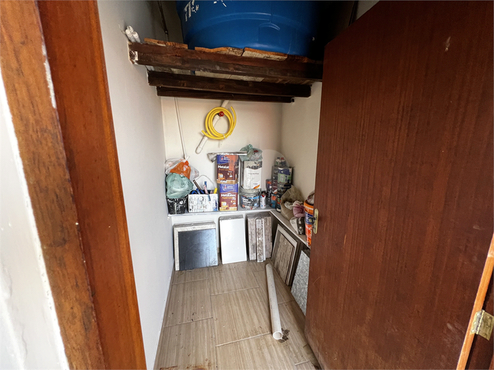 Foto REO1115046
