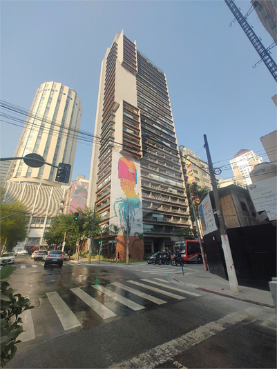 Foto REO1115057