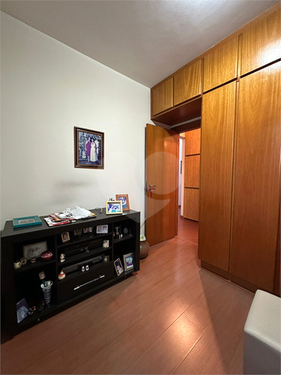 Foto REO1115058
