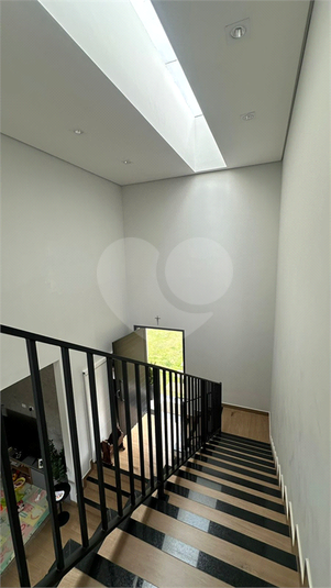 Foto REO1115069