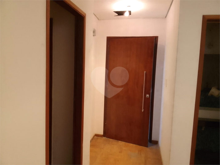 Foto REO1115072