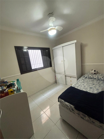 Foto REO1115077