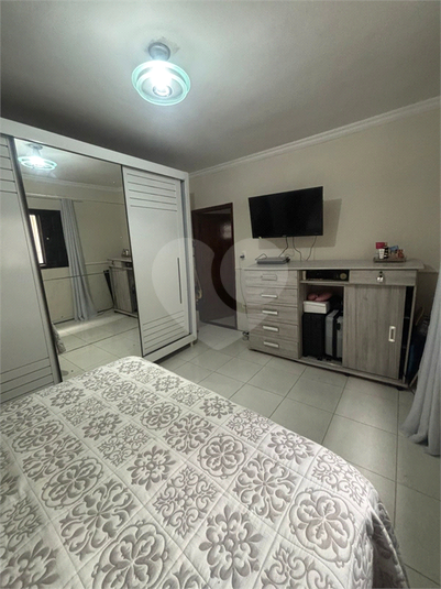 Foto REO1115077
