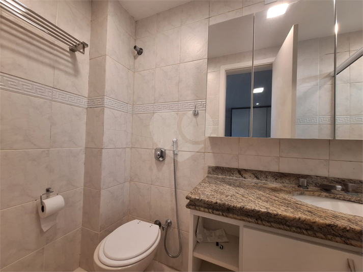 Foto REO1115079