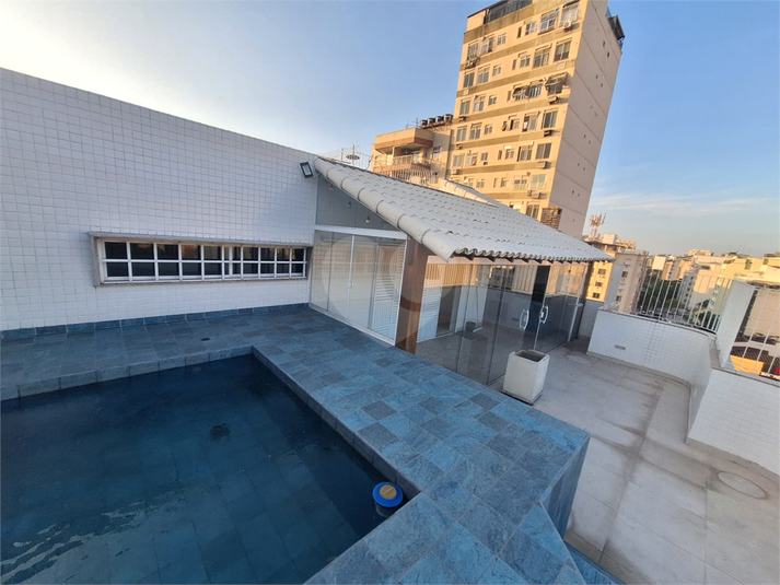 Foto REO1115079