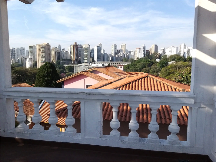 Foto REO1115081