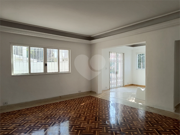 Foto REO1115081