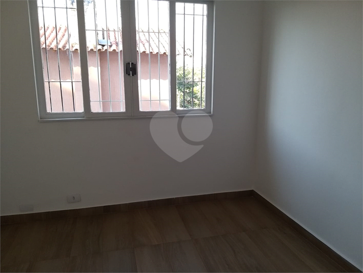 Foto REO1115081
