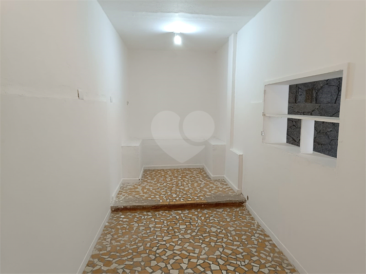 Foto REO1115081