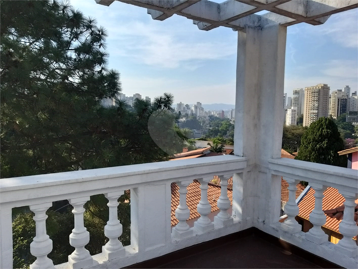 Foto REO1115081