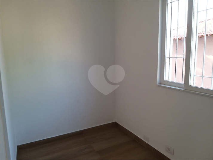 Foto REO1115081